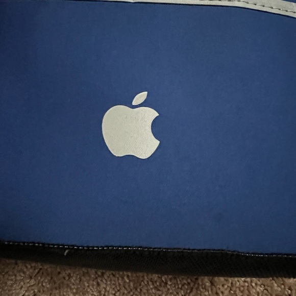 Apple Logo Lunchbox Royal Blue Limited Edition Fully Insulated Inside Pocket EUC - Picture 3 of 6